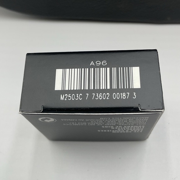 MAC Cosmetics Velvet Eyeshadow in Vapour - BNIB, Rare, HTF & Discontinued - Picture 16 of 16